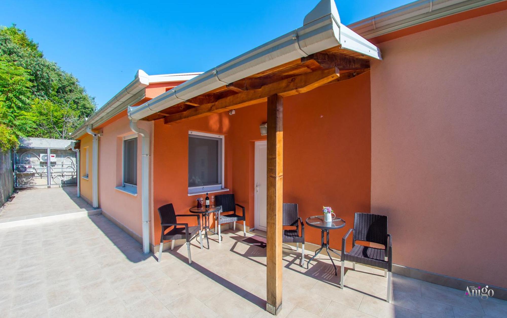 Apartments Enigma - With Private Parking Mostar Exterior photo